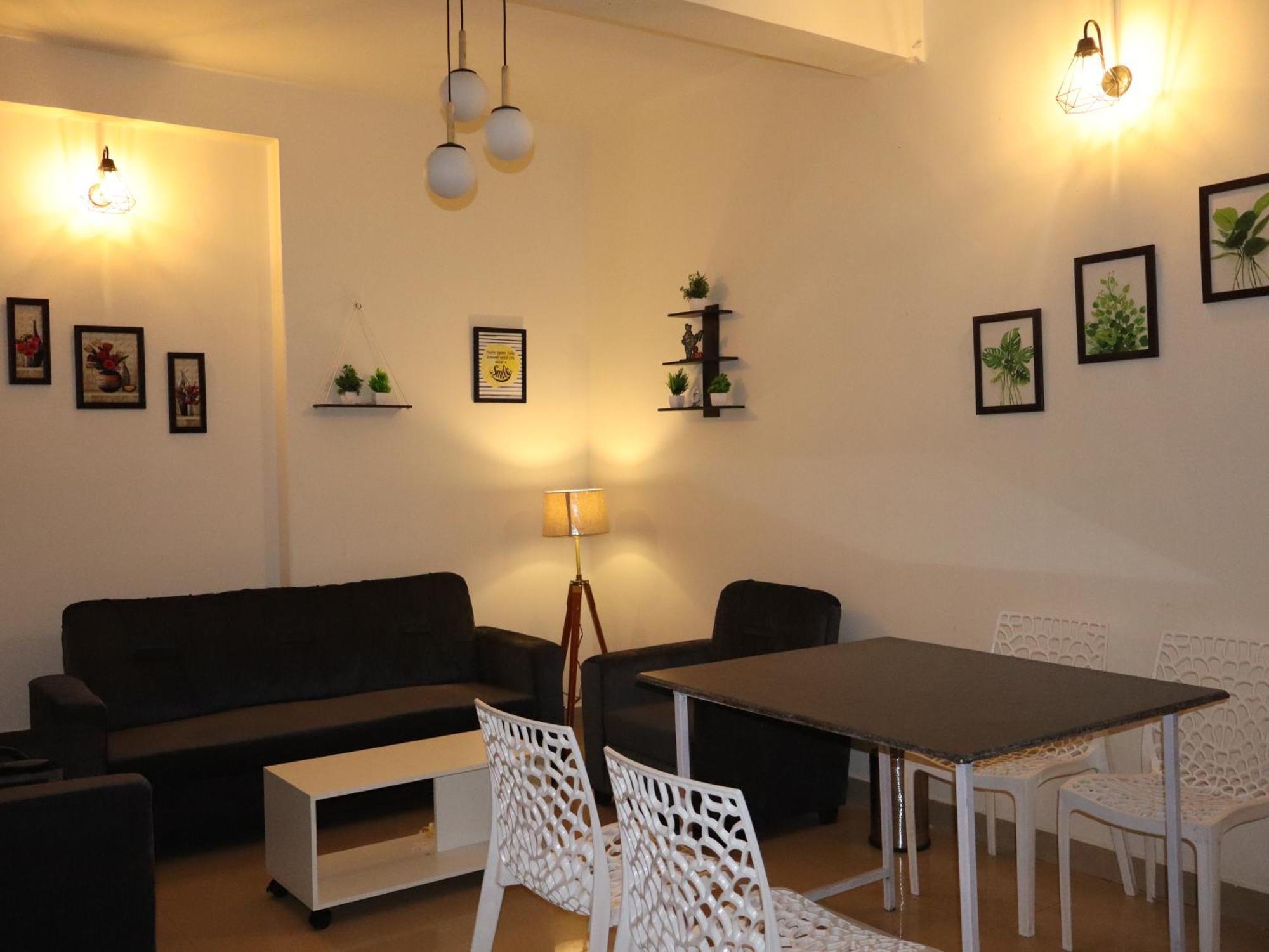 Nomad'S Nest Backpackers Hostel Guwahati Buitenkant foto
