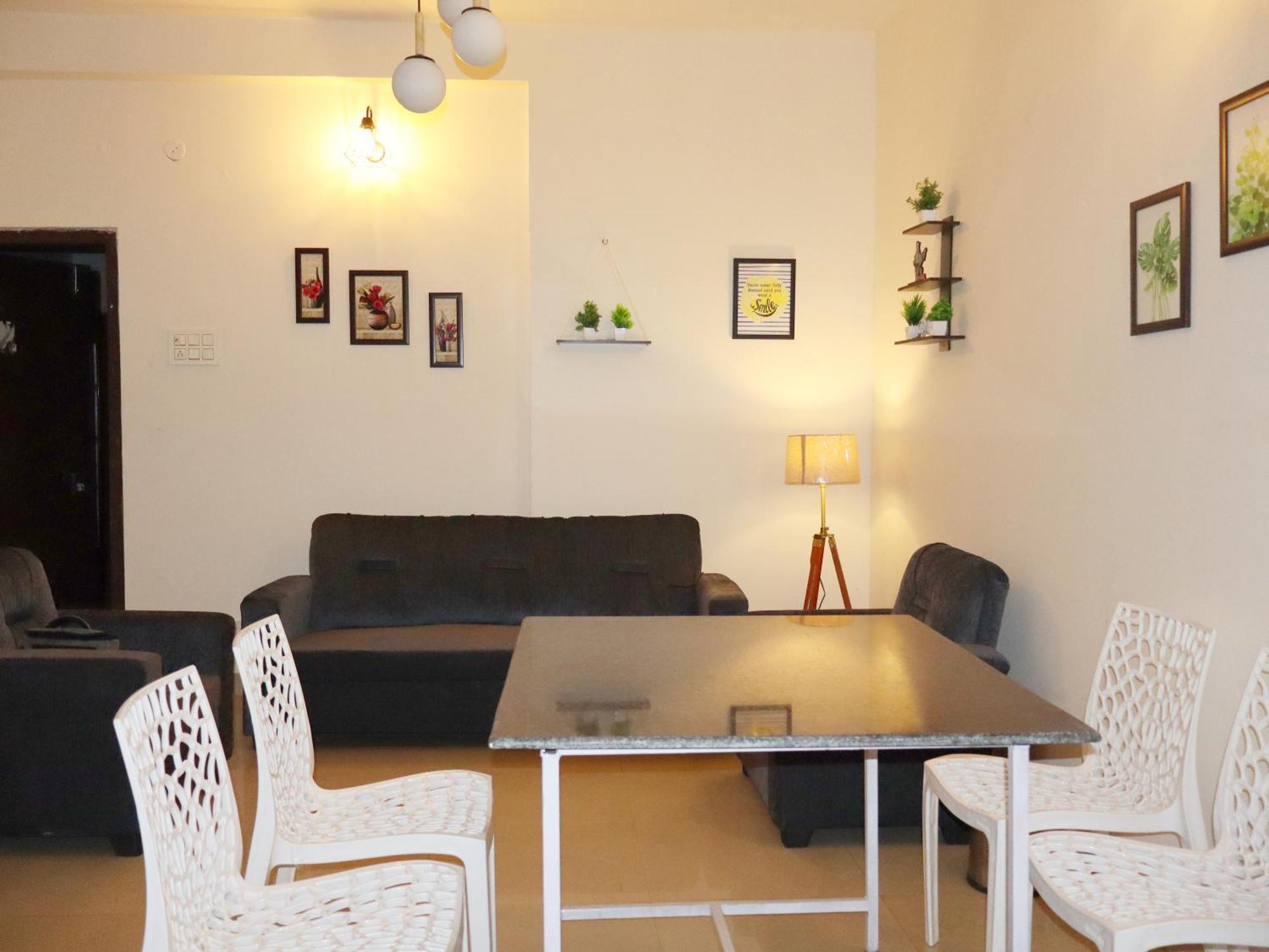 Nomad'S Nest Backpackers Hostel Guwahati Buitenkant foto